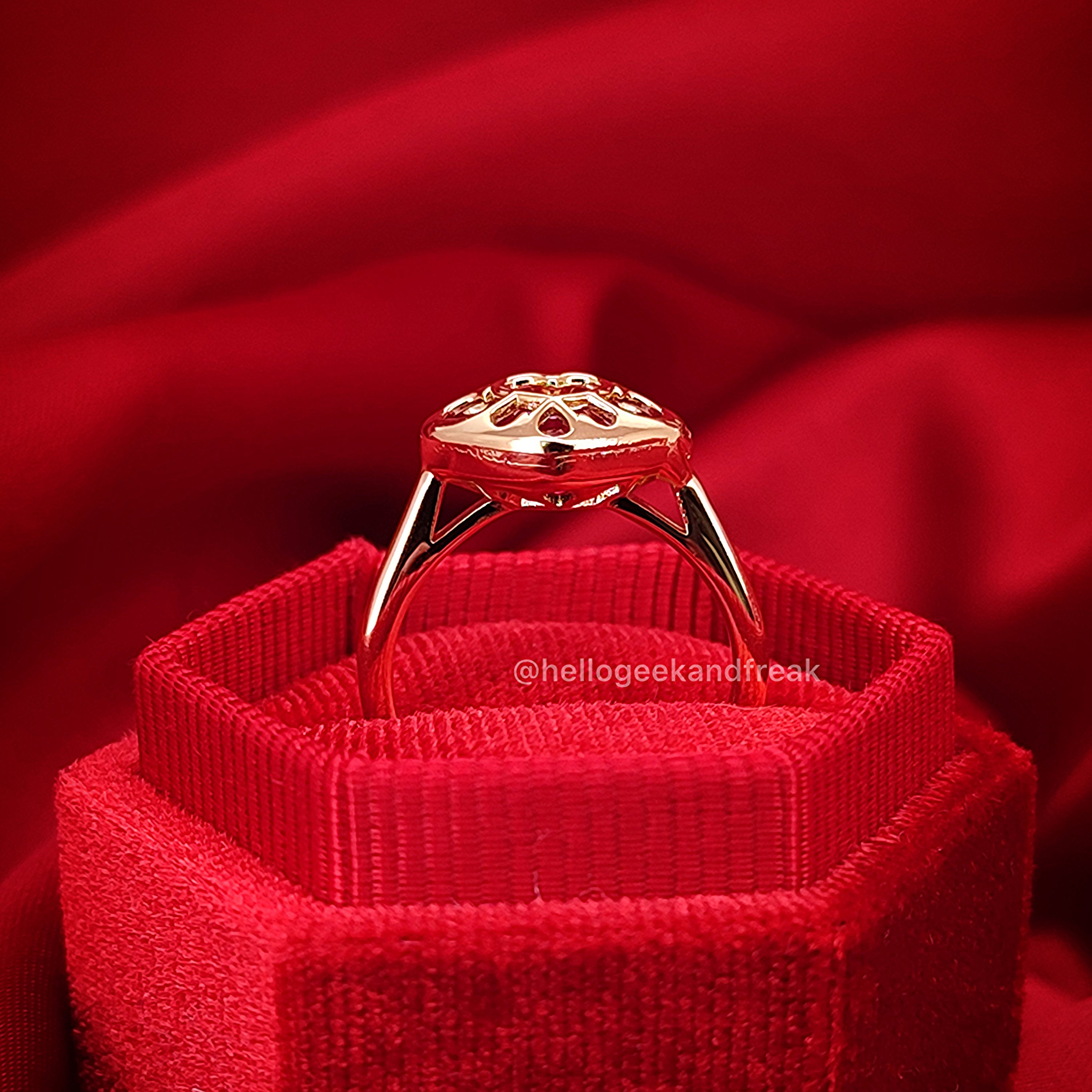 Anillo Contenedor de Corazón Oro