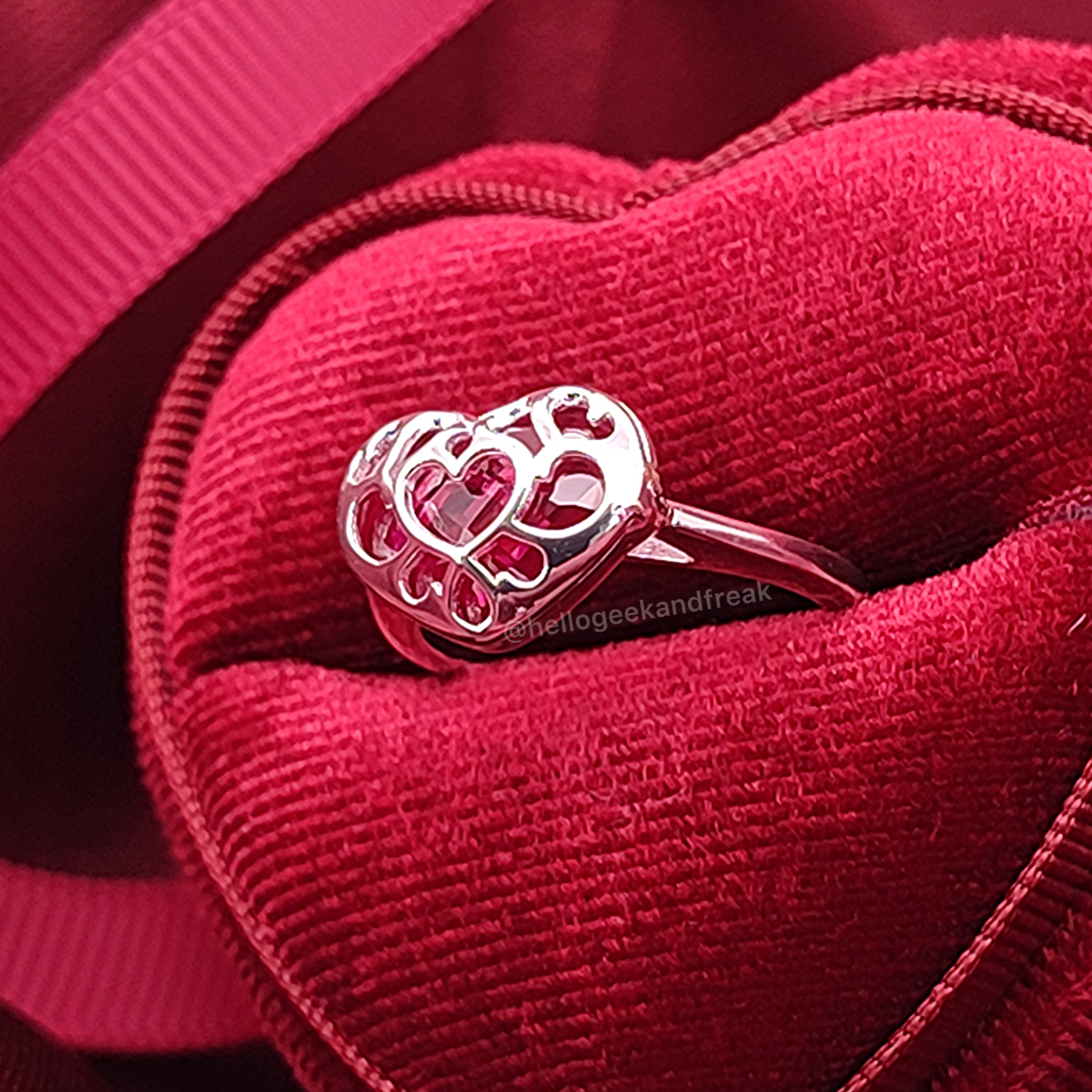 Anillo Contenedor de Corazón
