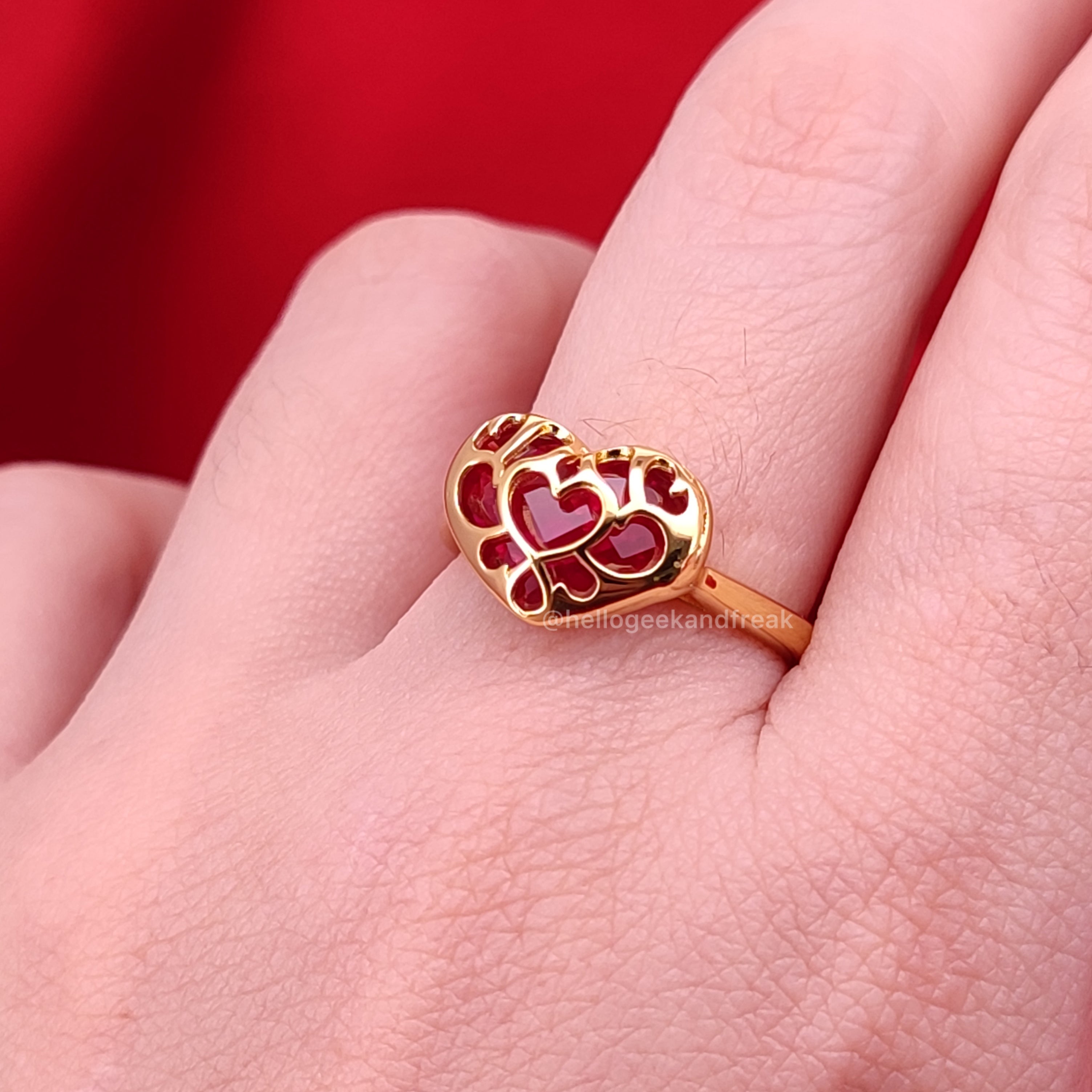 Anillo Contenedor de Corazón Oro
